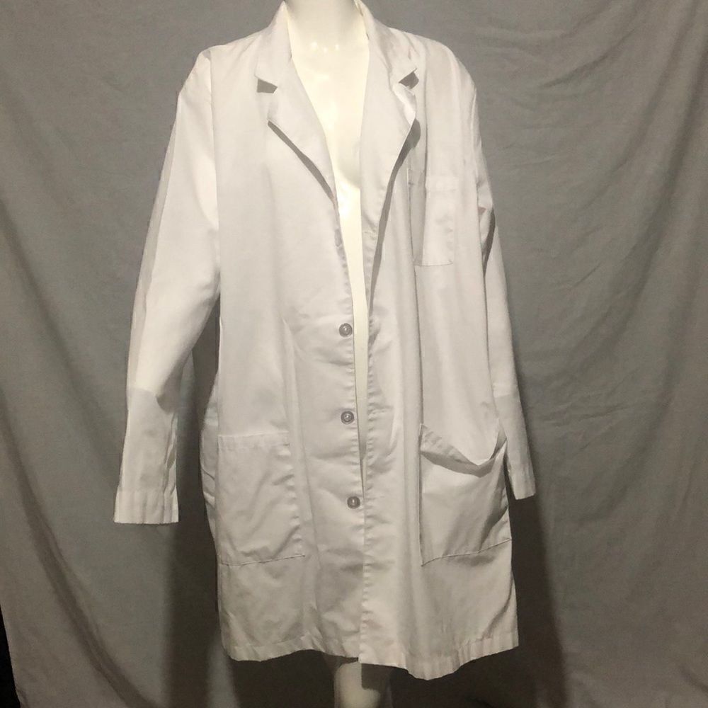 Landau Lab Coat  